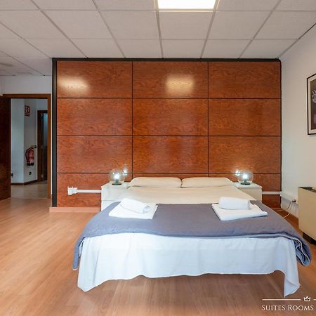 Suites Rooms Valencia Eksteriør billede